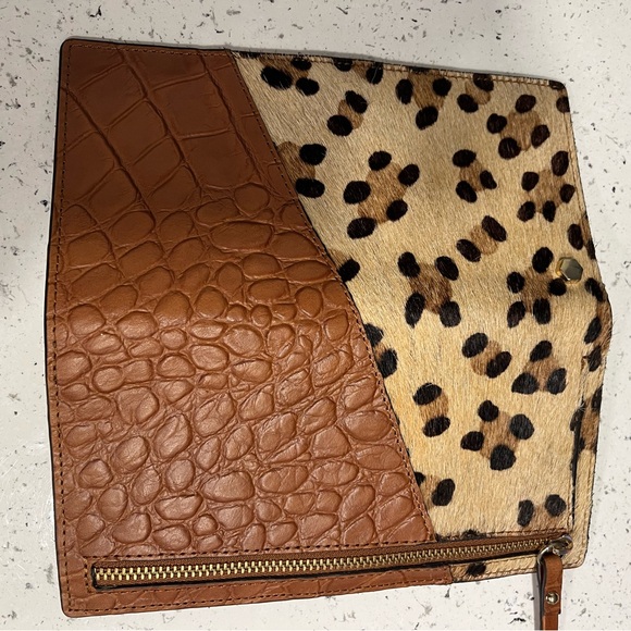 ANIMAL PRINT LEATHER WALLET - Picture 2 of 4